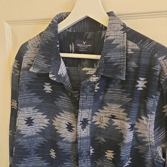 American Eagle Outfitters Dark Blue and Light Gray Shirt - Picture 3 of 4